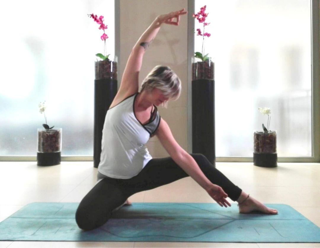 Pratica di yoga per la primavera per ritrovare l’equilibrio