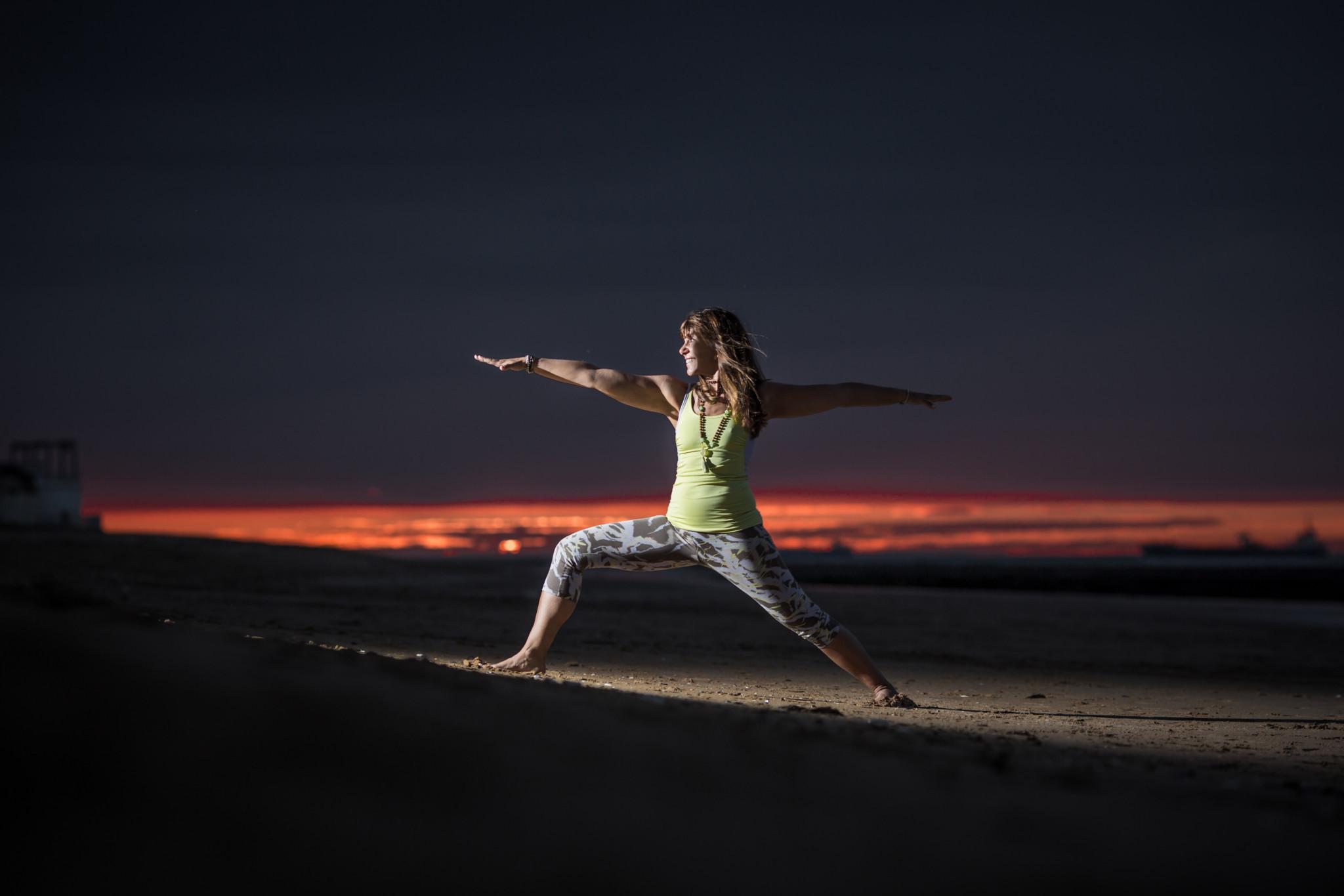 Saluto al Sole di Odaka Yoga, come si fa e perché fa bene