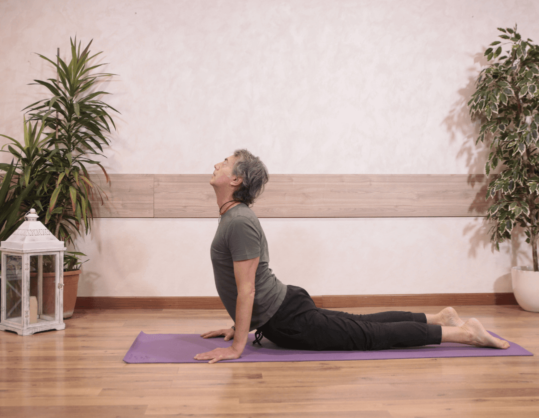 Yoga per disturbi intestinali e colon irritabile